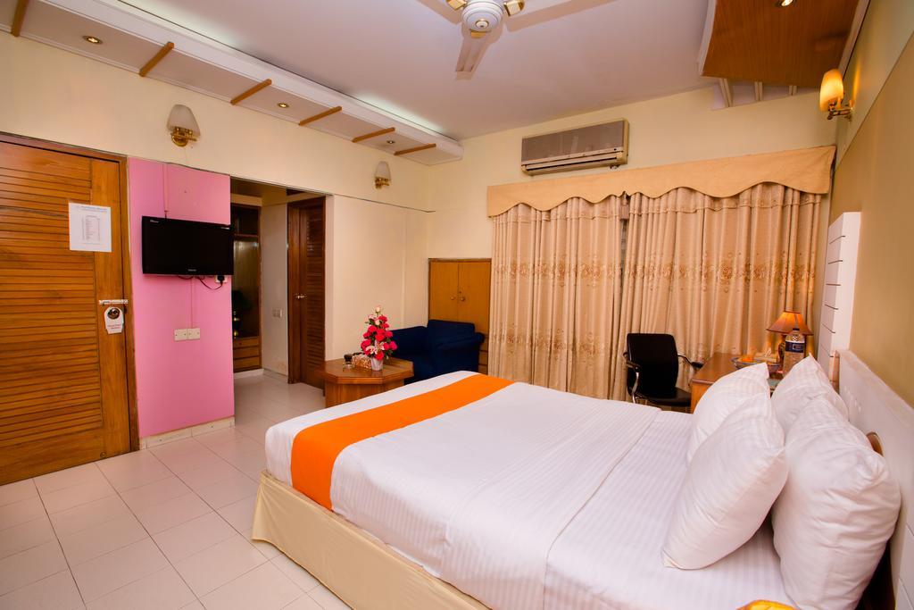 Hotel Golden Deer Dhaka Eksteriør billede