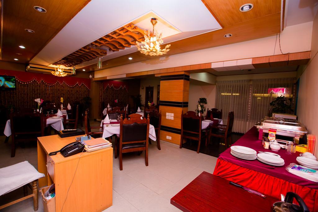 Hotel Golden Deer Dhaka Eksteriør billede