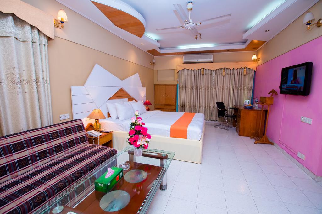 Hotel Golden Deer Dhaka Eksteriør billede